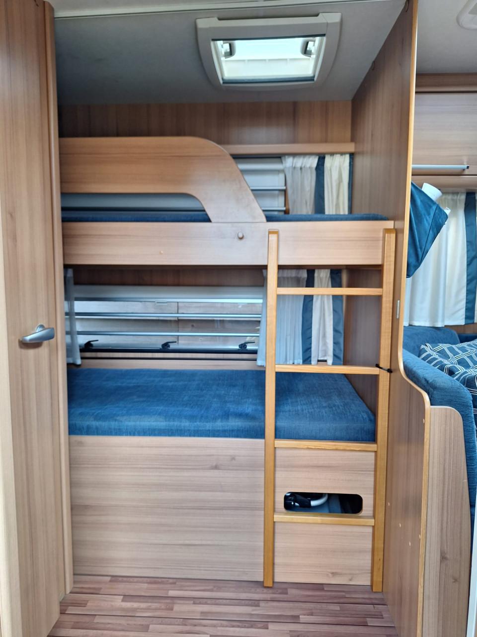 Caravan knous sudwind 550 QK te koop