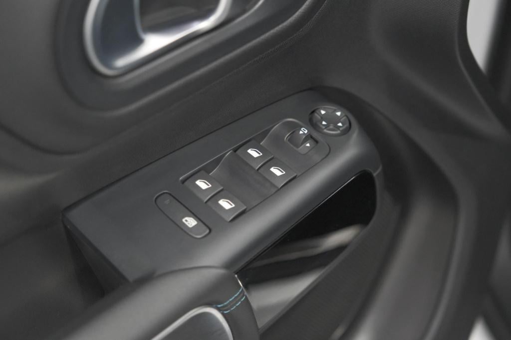 Citroen C5 Aircross 1.6 plug-in hybrid 225 shine | stoelen pakket | dodehoe