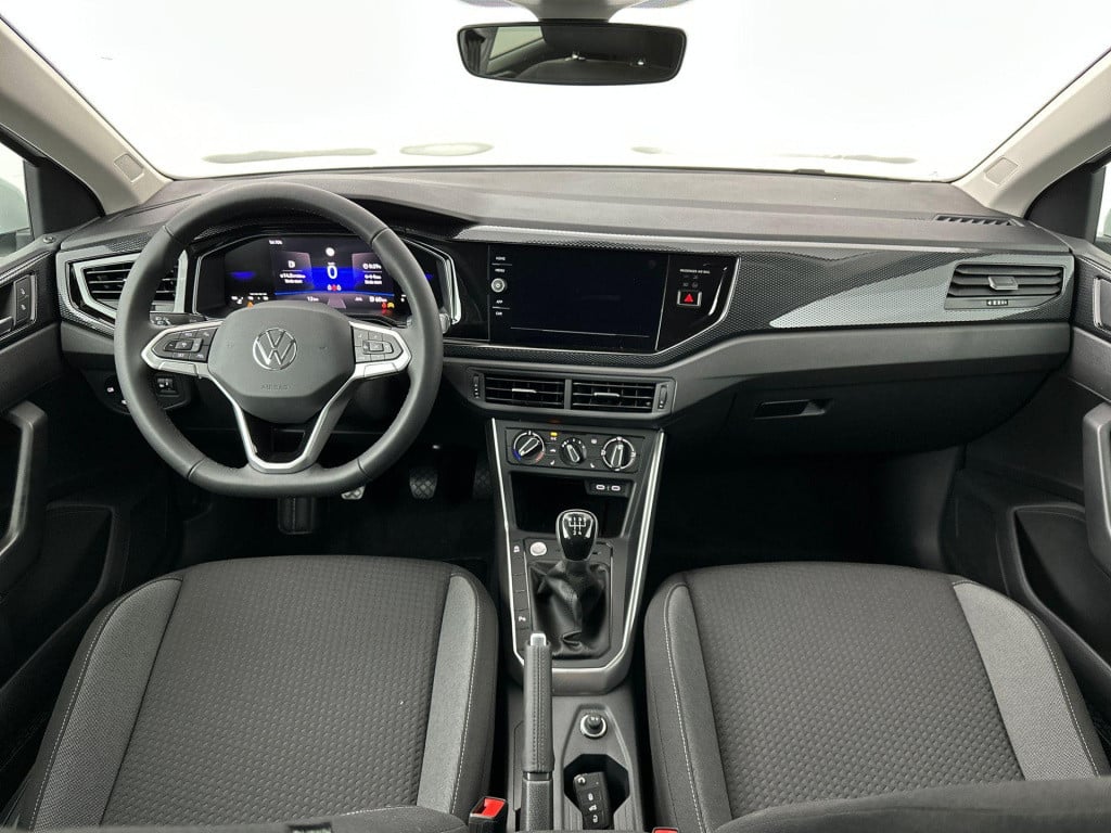 Volkswagen Polo life edition 1.0 tsi 70 kw / 95 pk hatchback 5 ver