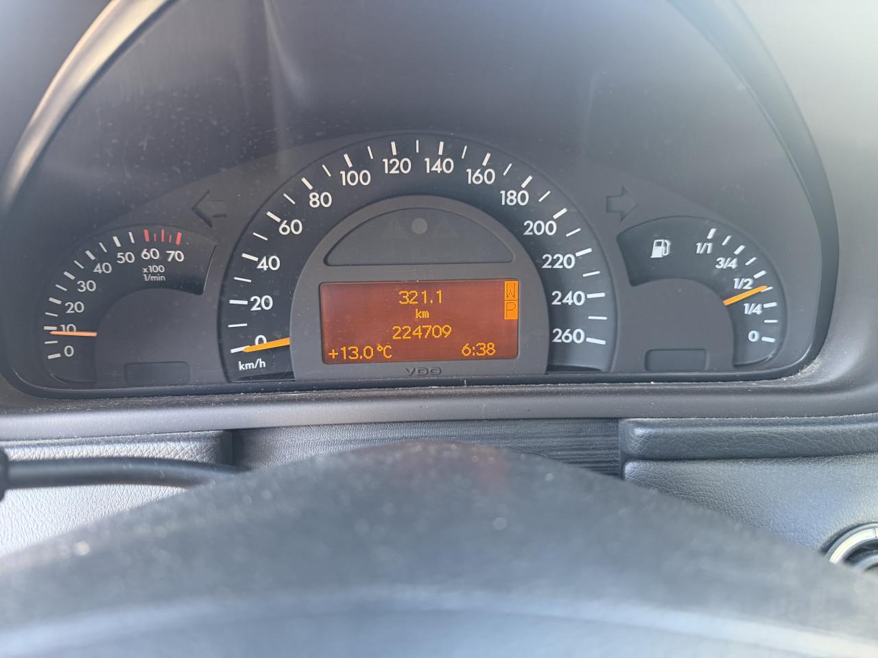 Mercedes C-Klasse C240 Classic sedan Bouwjaar 2001 AUTOMAAT NAP ! ! !