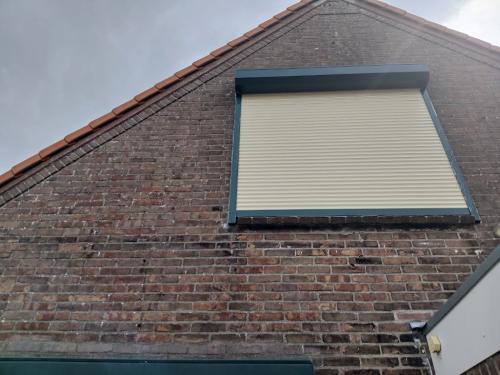 4 stuks Rolluiken