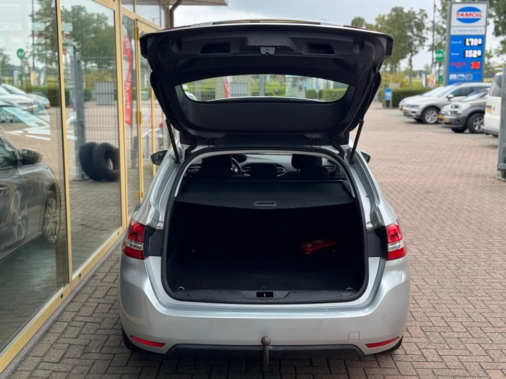 Peugeot 308 sw 1.2 puret.blue lease