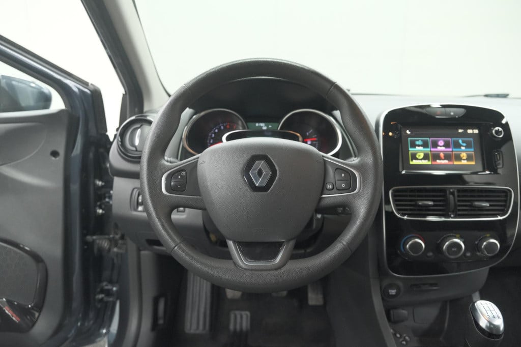 Renault Clio tce 90 limited | navigatie | parkeersensoren | cruise control 