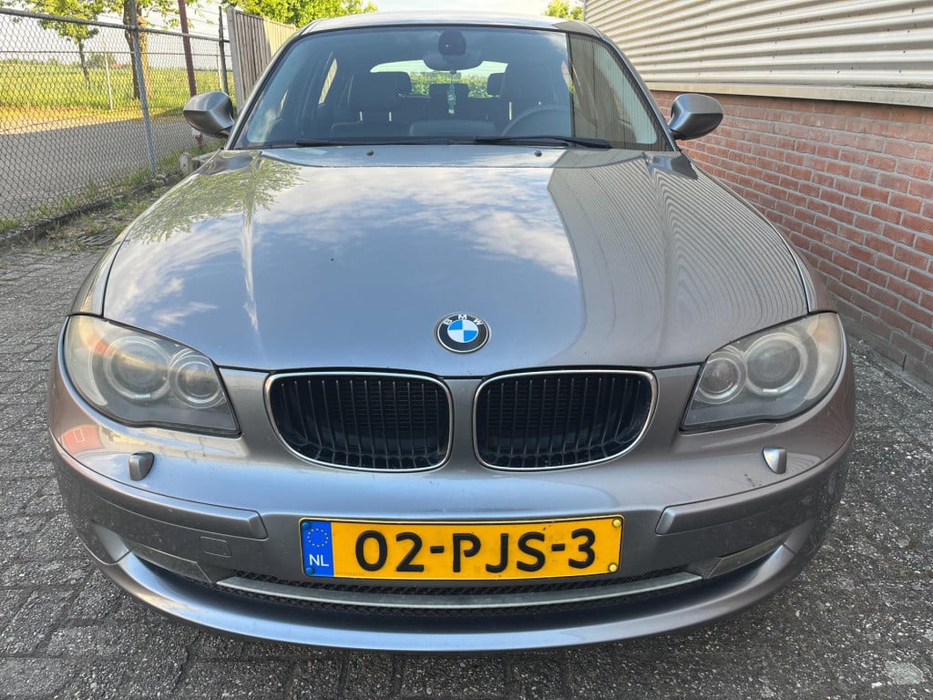 BMW 1 Serie 116i business line ultimate edition | m pakket | leder | trekha
