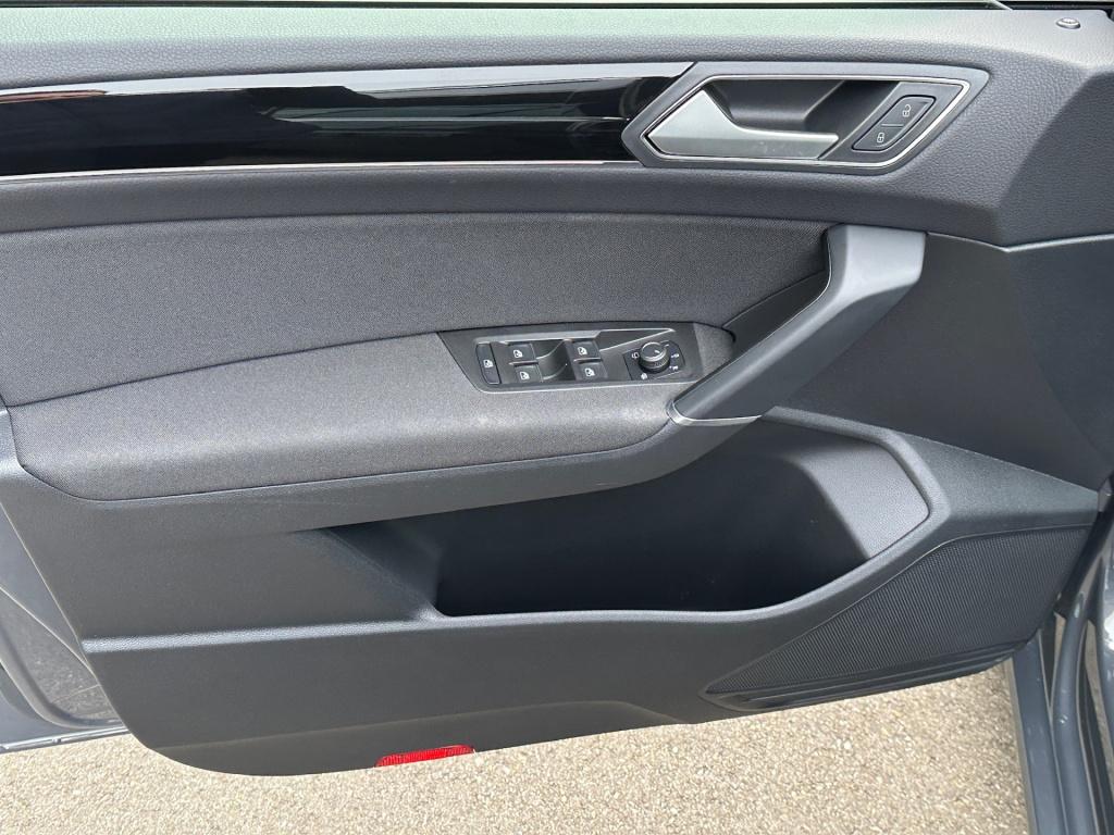 Volkswagen Touran 1.5 tsi 150pk dsg highline 7-persoons | dode hoek | virtu