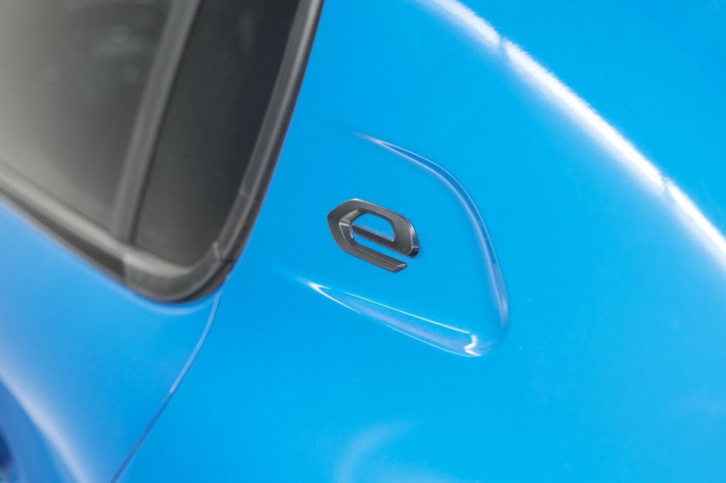 Peugeot 208 ev gt pack 50 kwh | 3 fase | camera | panoramadak | dodehoekdet
