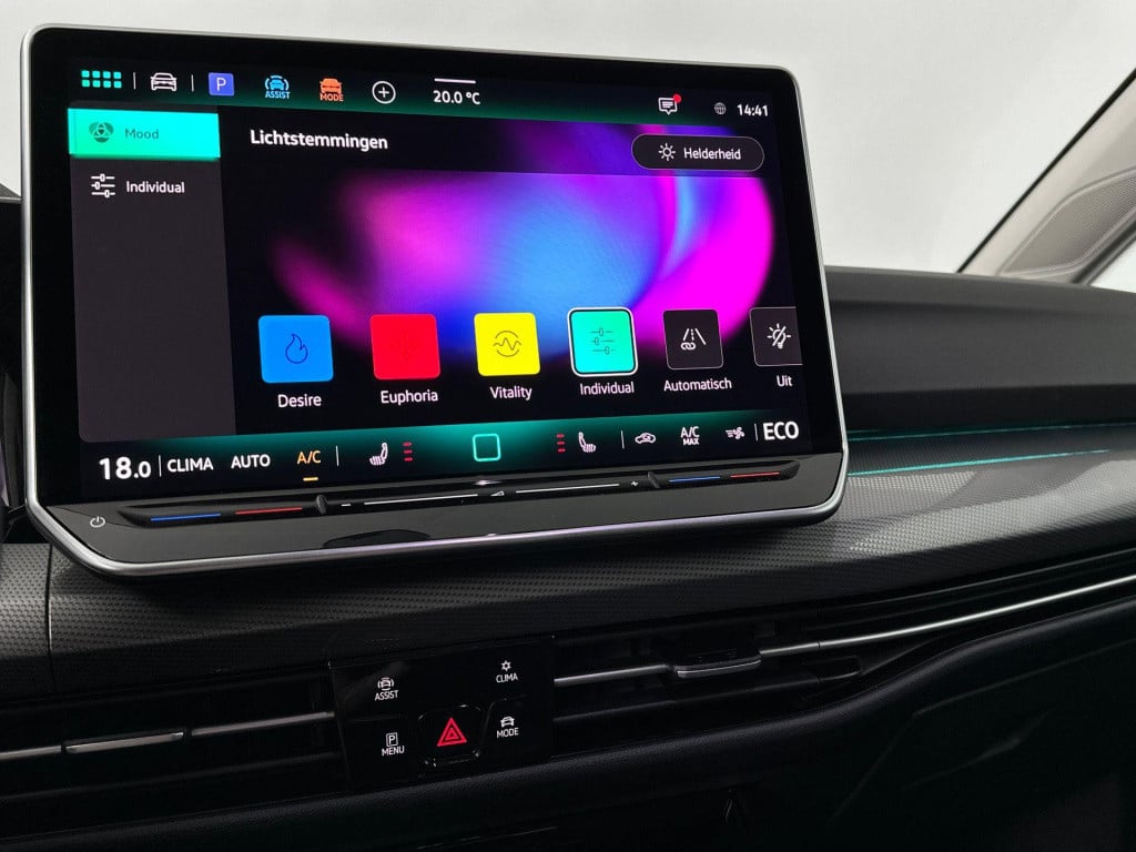 Volkswagen Golf style edition 1.5 ehybrid 150 kw / 204 pk hatchbac