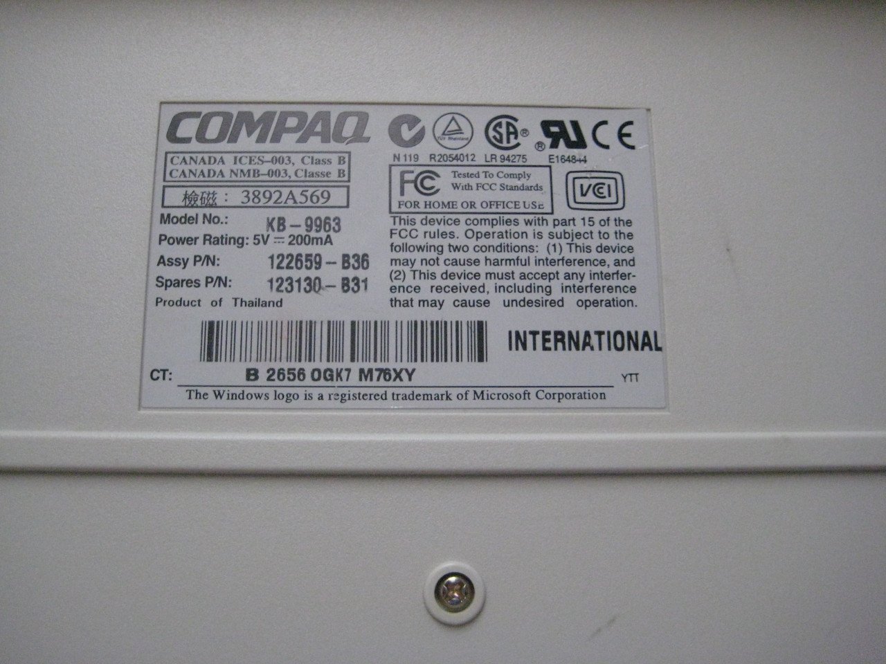 Vintage Compaq KB-9963 PS/2 Keyboard