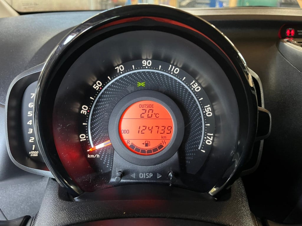 Toyota Aygo 1.0 vvt-i x-first cabriodak, apple carplay, achteruitrijcamera