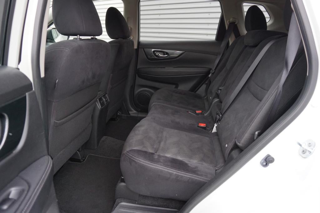 Nissan X-Trail 1.6 dig-t connect edition 1e eigenaar - climate / navi / cru