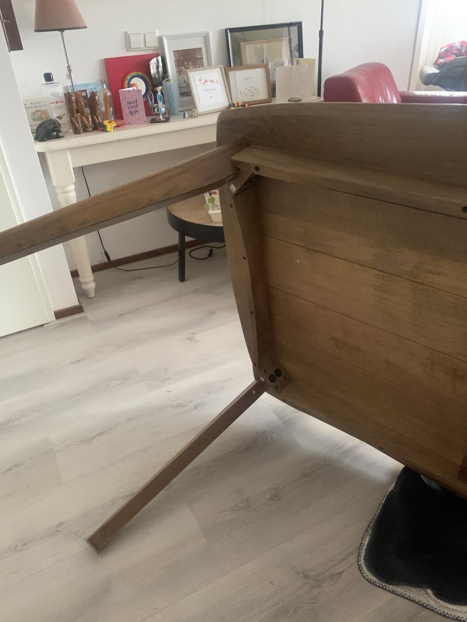 Mango houten tafel als nieuw bij ons te groot