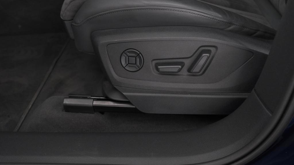 Audi E-tron sportback 55 quattro s edition 95 kwh 408 pk| head-up display |