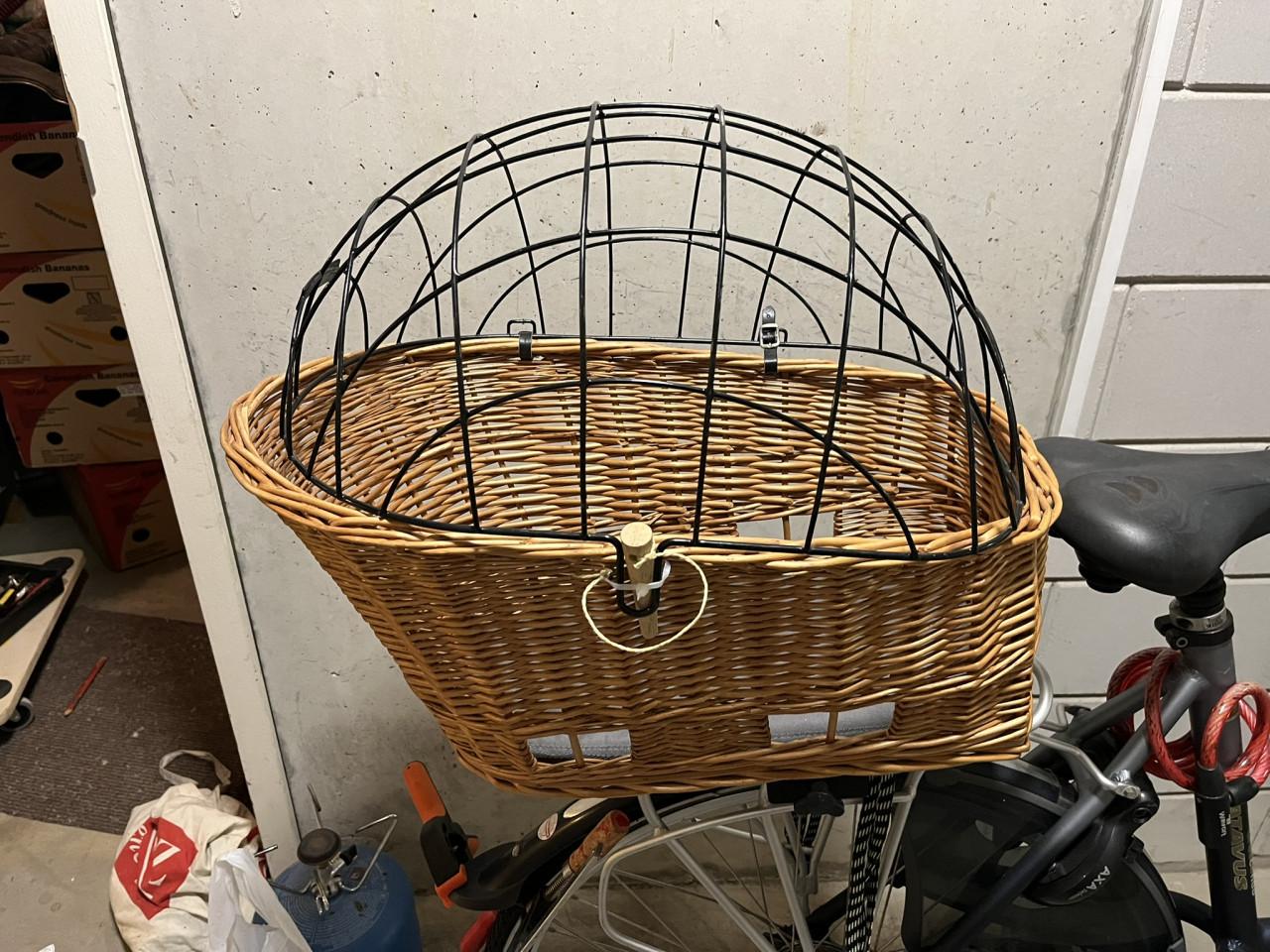 Hondenmand Basil maat 45