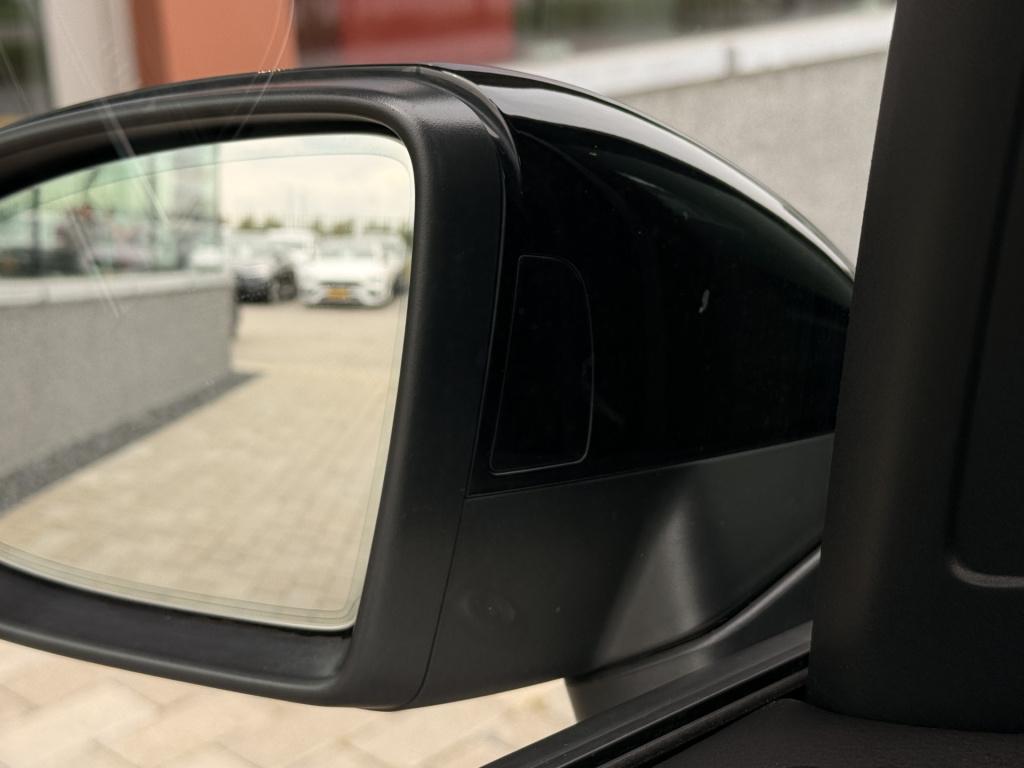 Volkswagen Touran 1.5 tsi highline business r 7p | acc | achteruitrijcamera