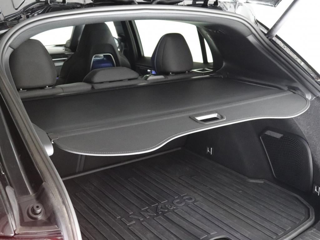 Lynk & Co 01 1.5 plug in hybrid|1800kg trekgewicht|trekhaak| nieuw model!