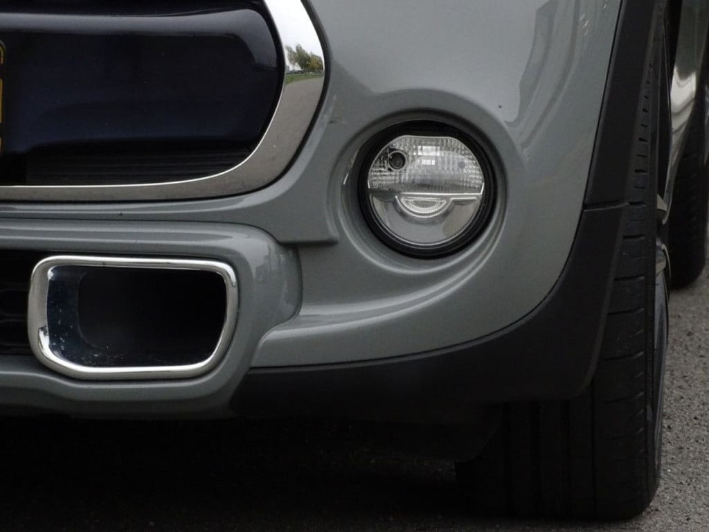 Mini Cooper mini 2.0 serious business 5-deurs | led | navi | 18"