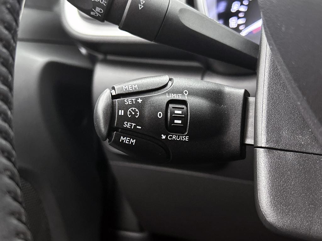 Citroen C3 110pk automaat shine | rijklaar | 17" lichtmetaal | navigatie | 