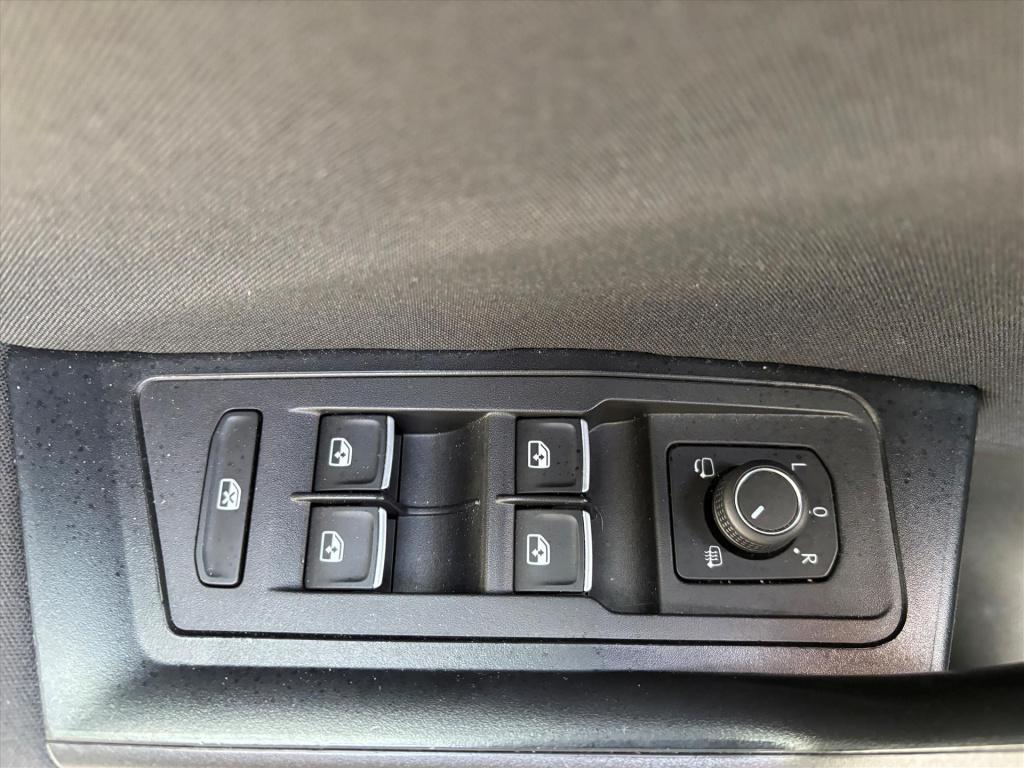 Volkswagen T-roc 1.5 tsi 150pk sport 6 hand|camera|carplay|led|rijklaarprij