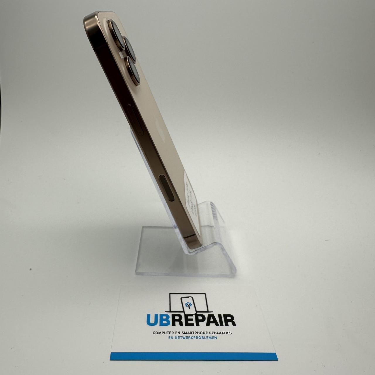 Apple iPhone 16 Pro 128 GB Dessert titanium