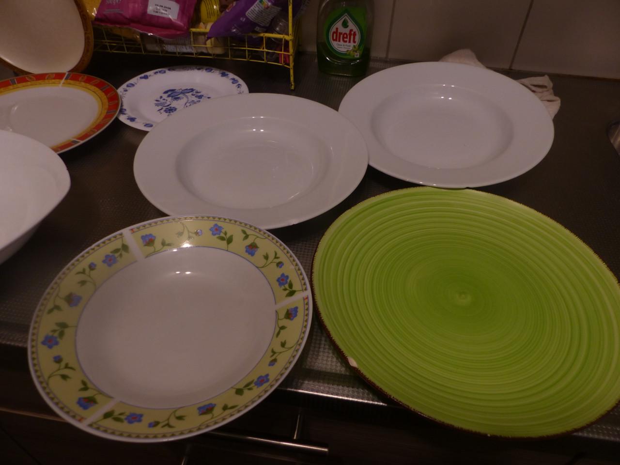 Gratis borden zeer schoon maar niet meer gaaf op te halen in Goes