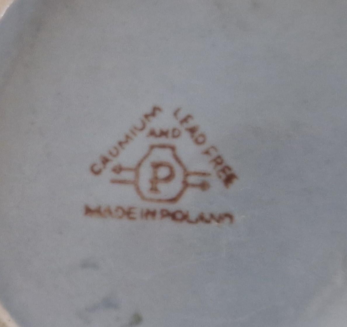 Servies  6pers    handgemaakt.