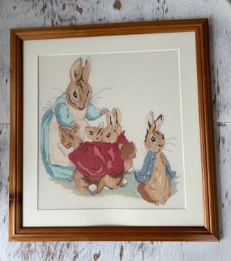 PETER RABBIT van BEATRIX POTTER...borduurwerk,