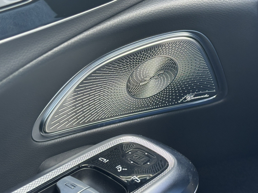 Mercedes-Benz E-Klasse 300 e amg line l panoramadak l 360 camera l head-up 