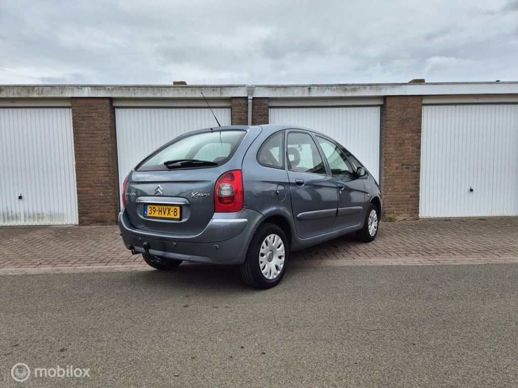 Citroen Xsara Picasso 1.6i-16v tweede eigenaar / airco/ trekhaak / cruiseco