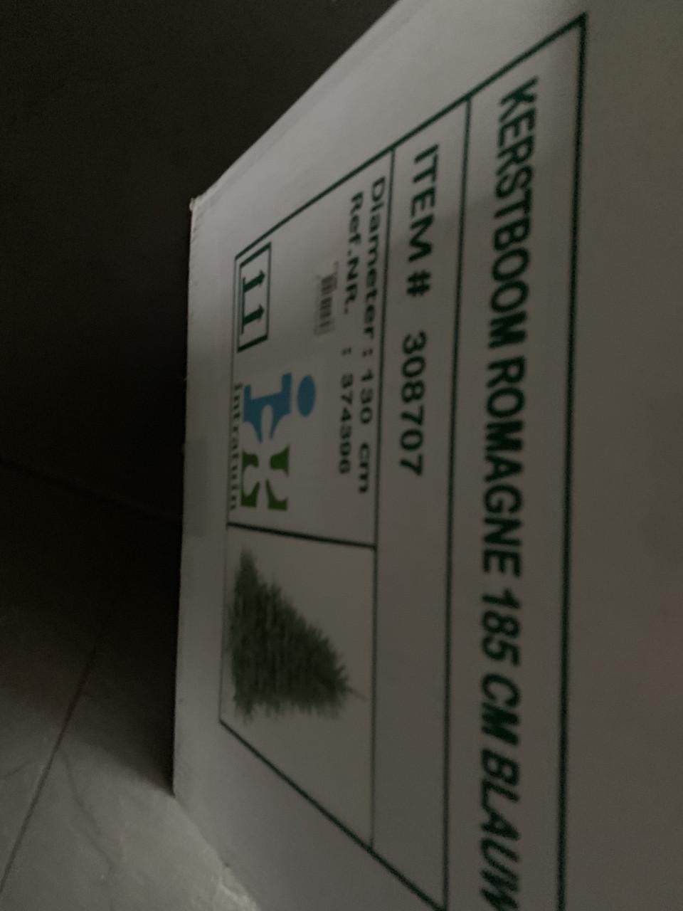 Kerstboom 1.85 m hoog Intratuin 1 jaar oud!