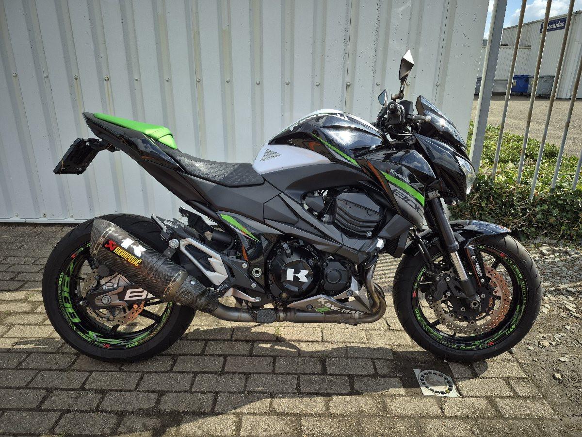 Kawasaki Z800 Akrapovic uit 2016, Stoere Naked bike