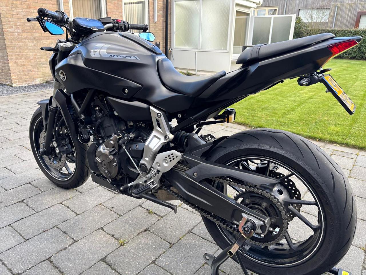 Yamaha MT-07 2015