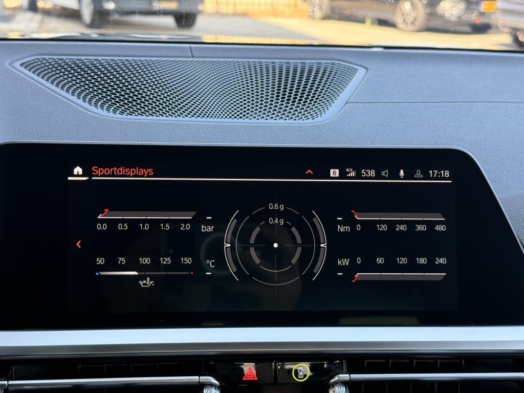 BMW 3-serie 330e m-sport | 360 | pano | leder | acc | stoelverwarming | app
