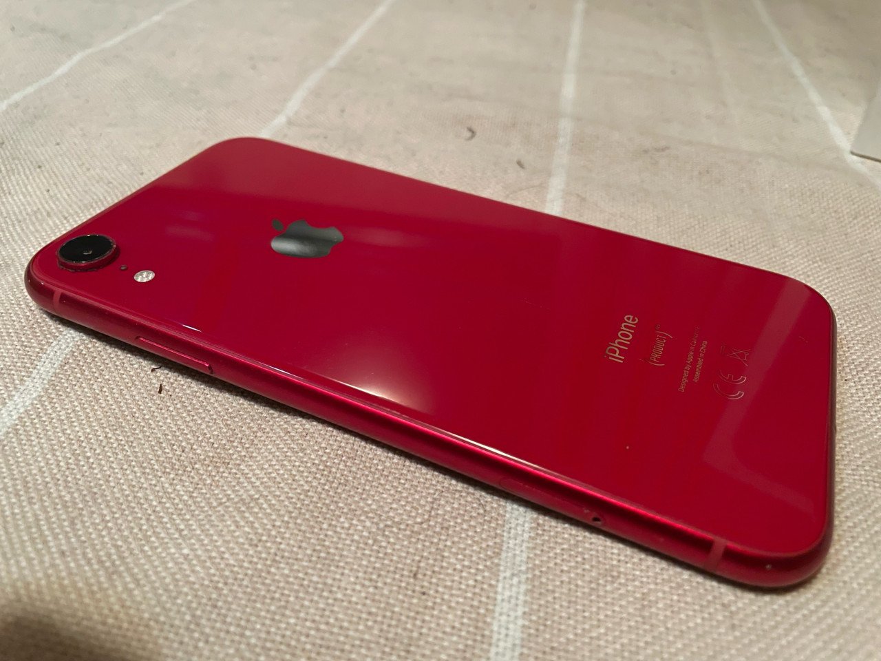IPhone XR (product) RED, Rood, 64GB, keurige staat.