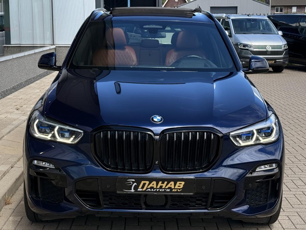 BMW X5 xdrive45e m-sport individual | acc | h/k | skylounge | stoelverwarmi