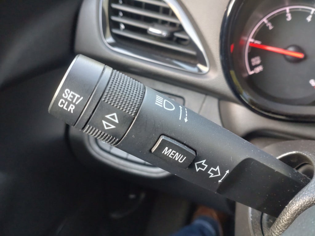 Opel Karl 1.0 rocks online edition