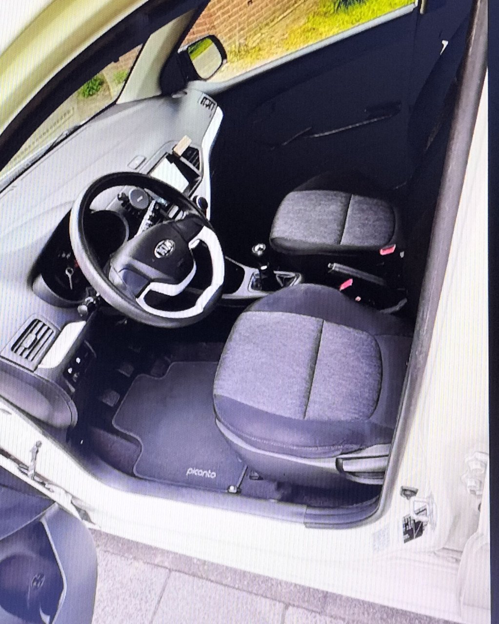 KIA PICANTO CVVT ISG / 2013 - 14845 km