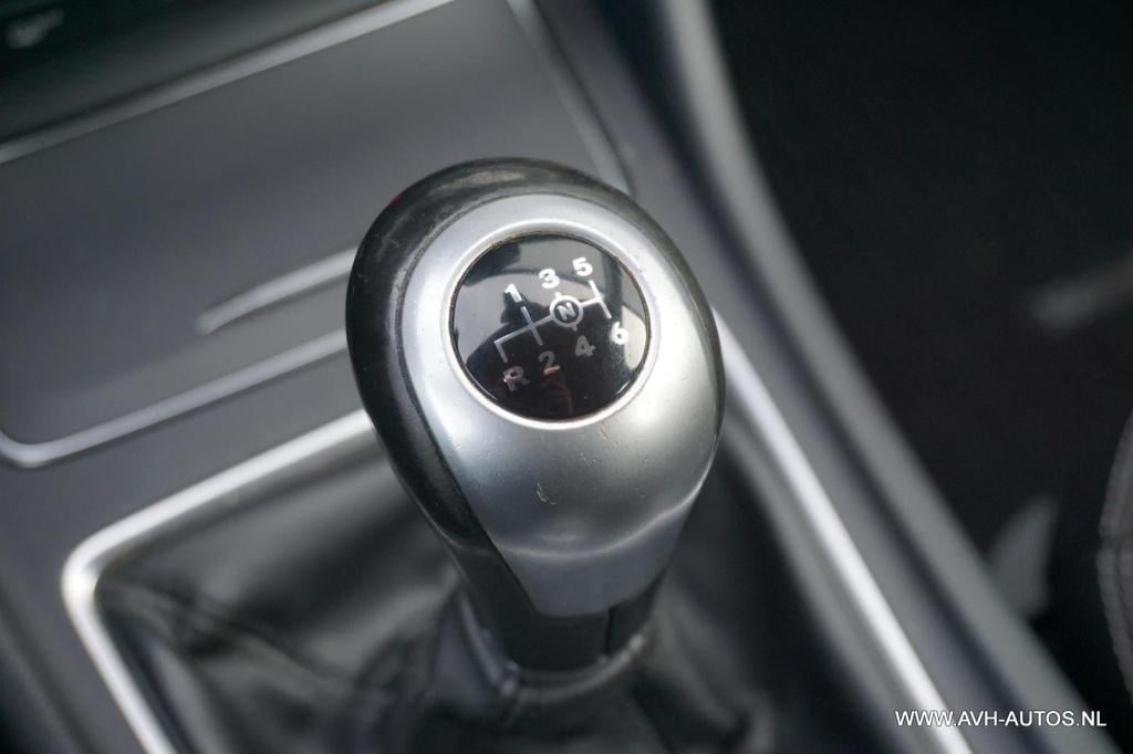 Mercedes-Benz Cla 180 ambition