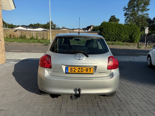 Toyota Auris 1.6-16v Terra