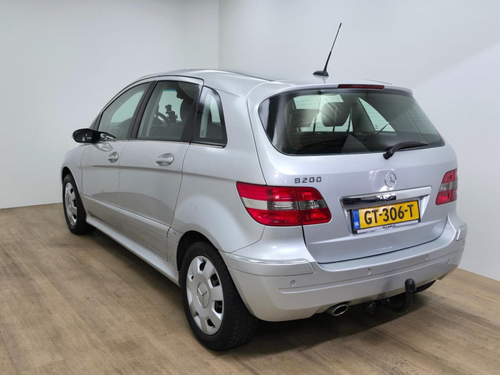 Mercedes-Benz B-Klasse 200 occasion automaat luxe uitvoering en hoge instap