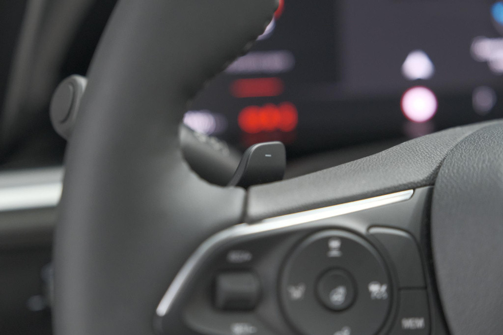 Opel Grandland turbo 130 at8 ultimate | camera | adaptieve cruise control |