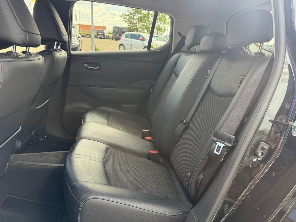 Nissan Leaf tekna 40 kwh