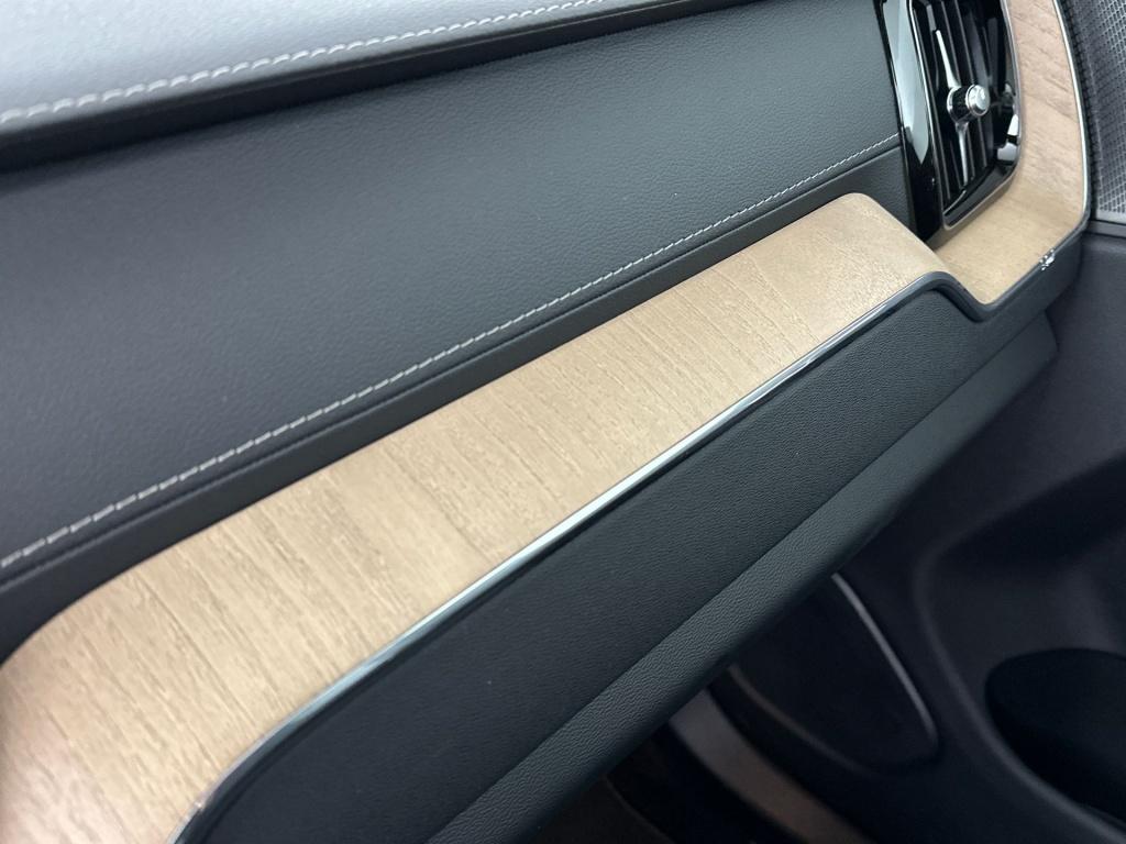 Volvo XC60 t6 awd gt ultra dark