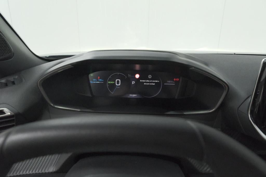 Peugeot E-2008 ev allure 54 kwh | 97,2% soh | 11 kw lader | apple carplay |