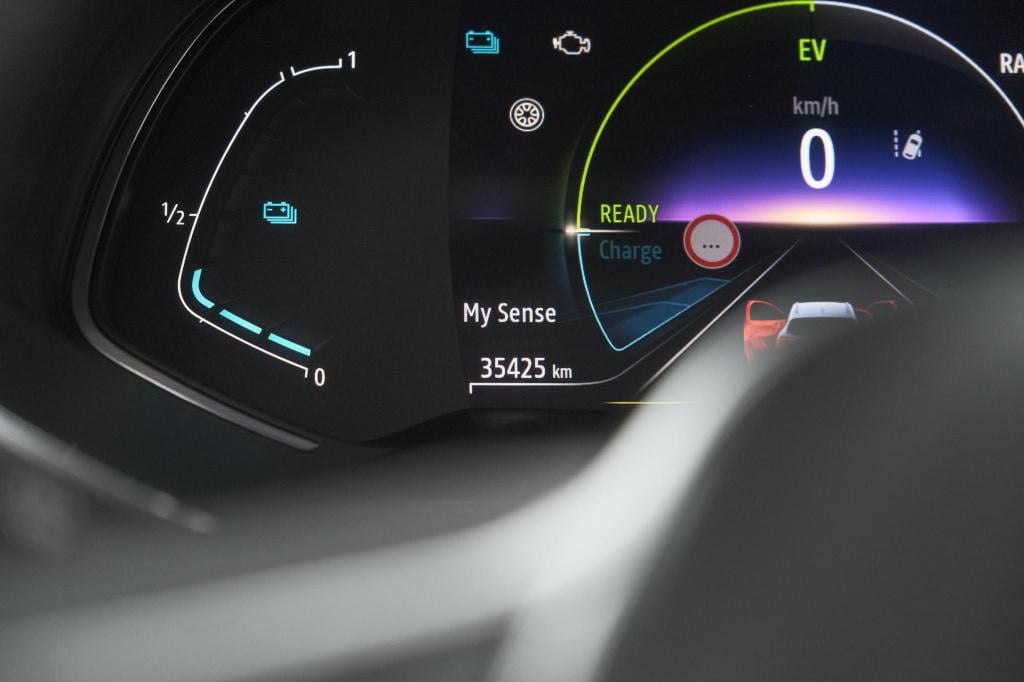 Renault Captur 1.6 e-tech full hybrid 145 techno | camera | parkeersensoren