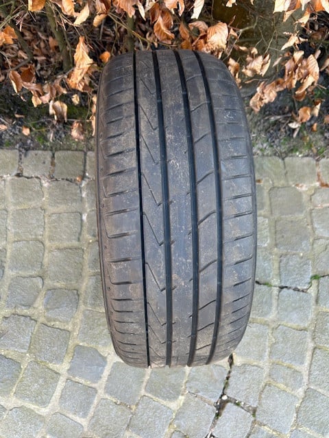 Auto Zomerbanden Ventus S1 EVO2 205/RR 16