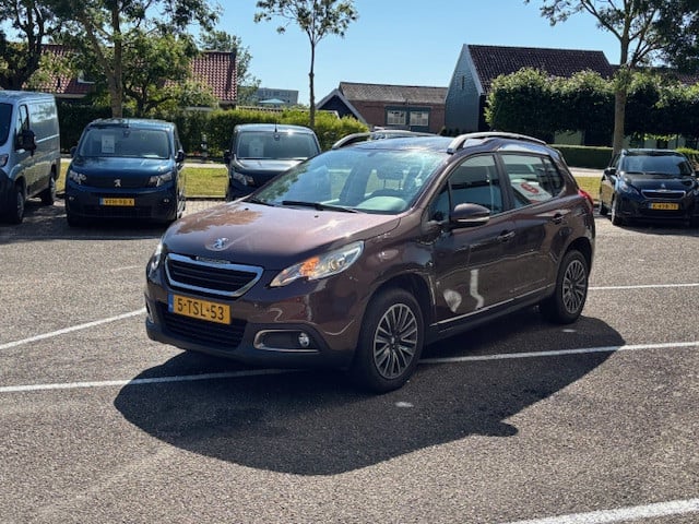 Peugeot 2008 1.2 vti 82pk active pack premium