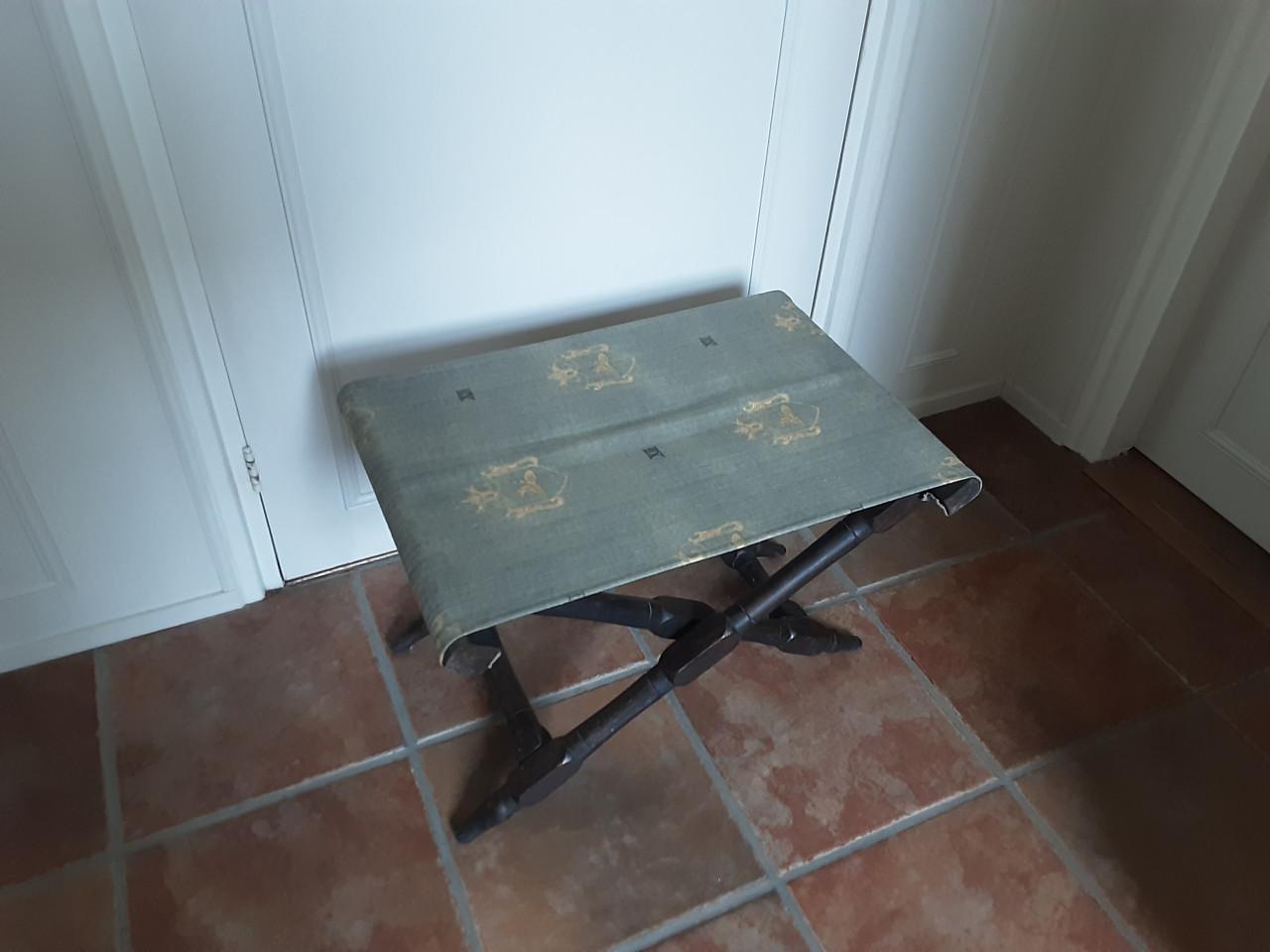 Opklapbaar krukje Voetenbankje