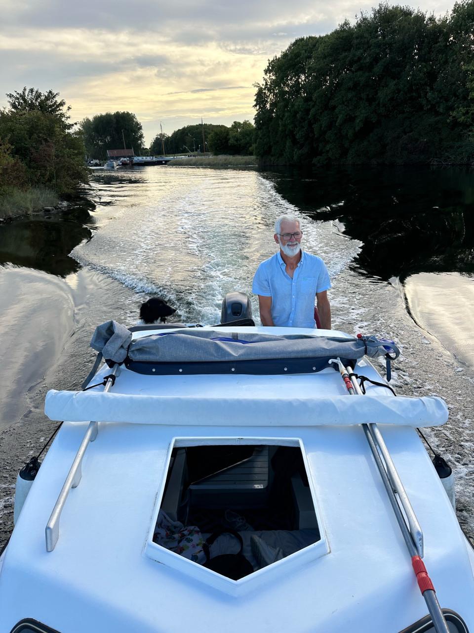Motor boot shetland, vissersboot recreatie boot, veerse mee, is zeewaardig