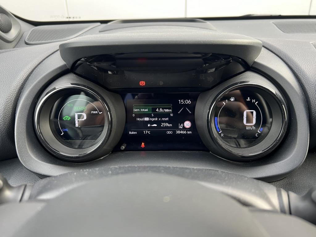 Toyota Yaris 1.5 hyb. executive