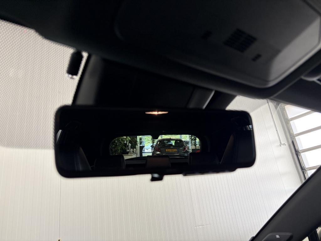 Toyota Rav4 2.5 hybrid awd bi-tone